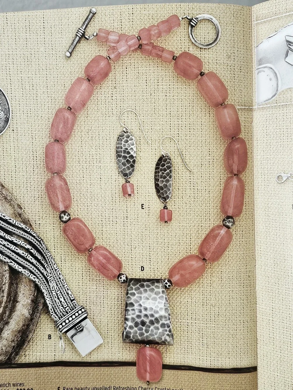 Silpada Sterling Silver Cherry Quartz Chunk Bead Hammered Pendant Necklace N1188